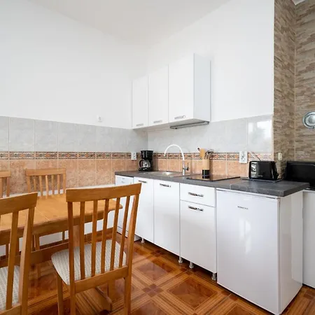 Apartment With Parking Space - 12692